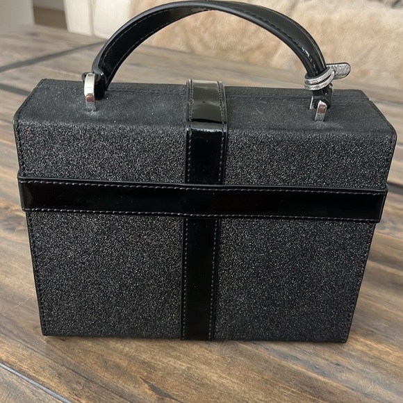 Black Kate Spade Glitter Gift Purse with Strap - Picture 3 of 5